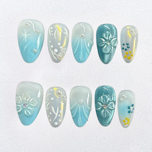 Frozen Petals - LRIS NAILS