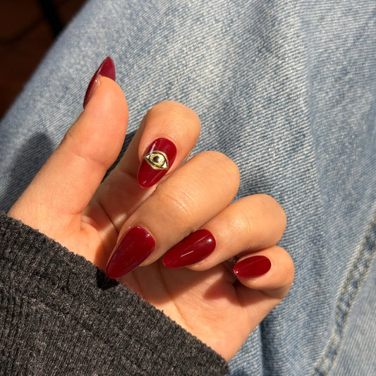 Crimson Gaze - LRIS NAILS