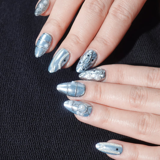 Celestial Waves - LRIS NAILS