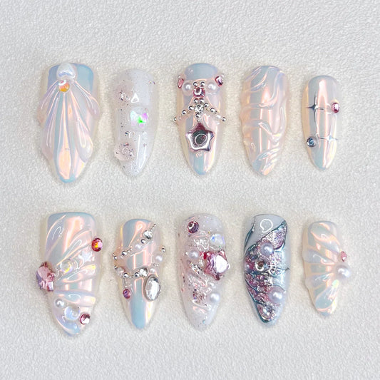 A Crystal Radiance - LRIS NAILS