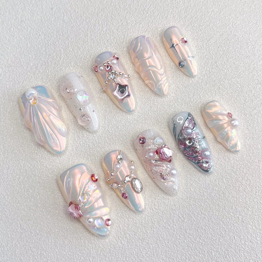 A Crystal Radiance - LRIS NAILS