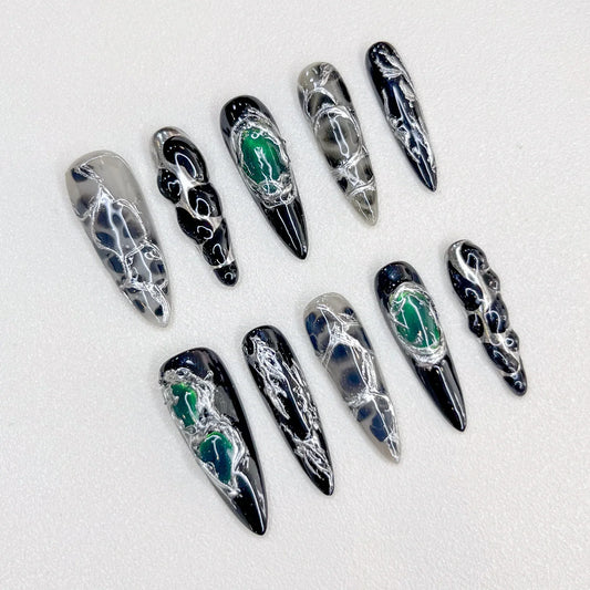 Midnight Web - LRIS NAILS