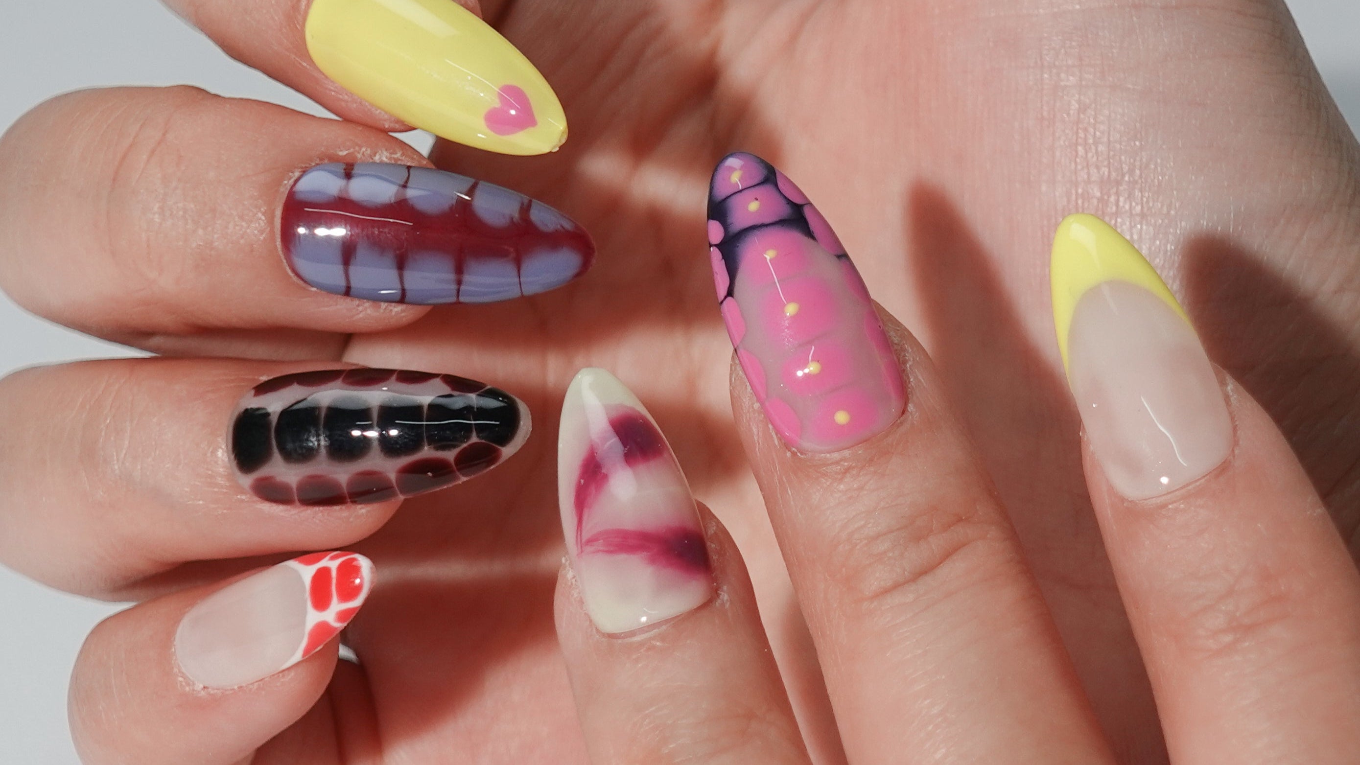 LRIS NAILS